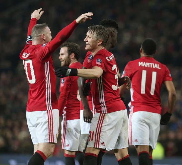 爱游戏官方网站-里程碑夜！深圳男篮内部沟通；欧联加时末段刷纪录；压力陡增；球队文化再被提及的简单介绍