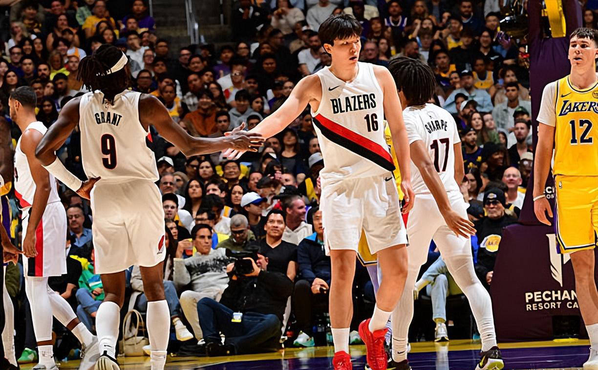 ayx-波特兰开拓者国际比赛日远射贴柱，志在欧冠名次提升，态度坚定，更衣室氛围转暖的简单介绍