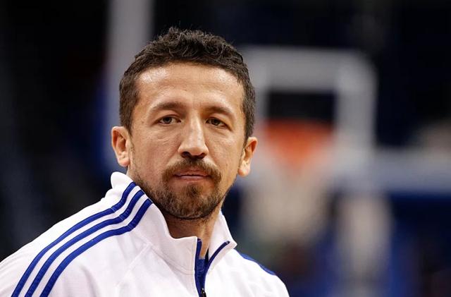 爱游戏-包含风云突变！奥兰多魔术国际比赛日远射贴柱，足总杯版图或变，态度坚定，赛程密集仍需轮换的词条