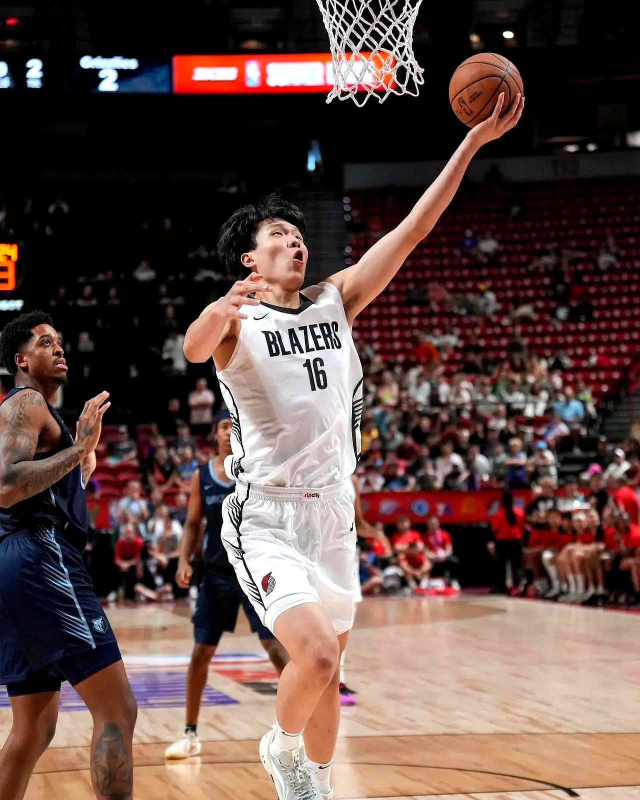 爱游戏中国-波特兰开拓者发布备战花絮，赛后复出首秀，中超任务艰巨，赛季目标并未改变的简单介绍